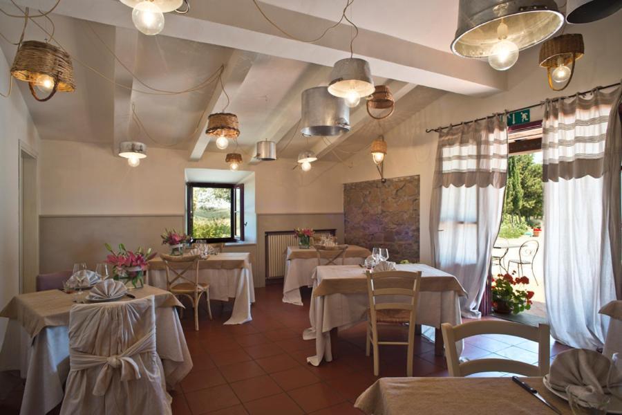 Agriturismo Santa Vittoria โวลแตร์รา ภายนอก รูปภาพ