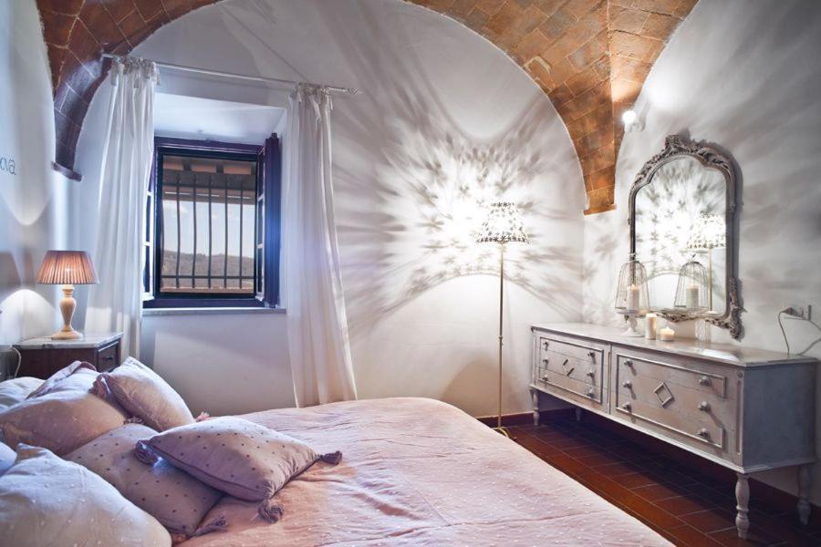 Agriturismo Santa Vittoria โวลแตร์รา ภายนอก รูปภาพ